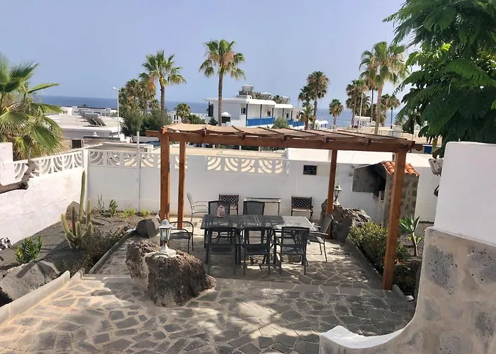 Blue Sea View Apartment